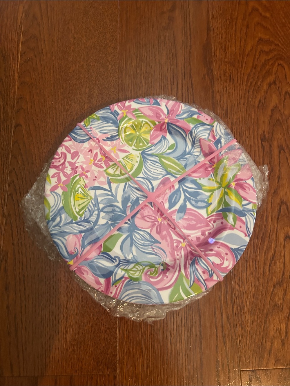 Lilly Pulitzer picnic plates NWT